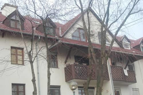 Ferienwohnung Csaba Apartman Bekescsaba Exterior foto